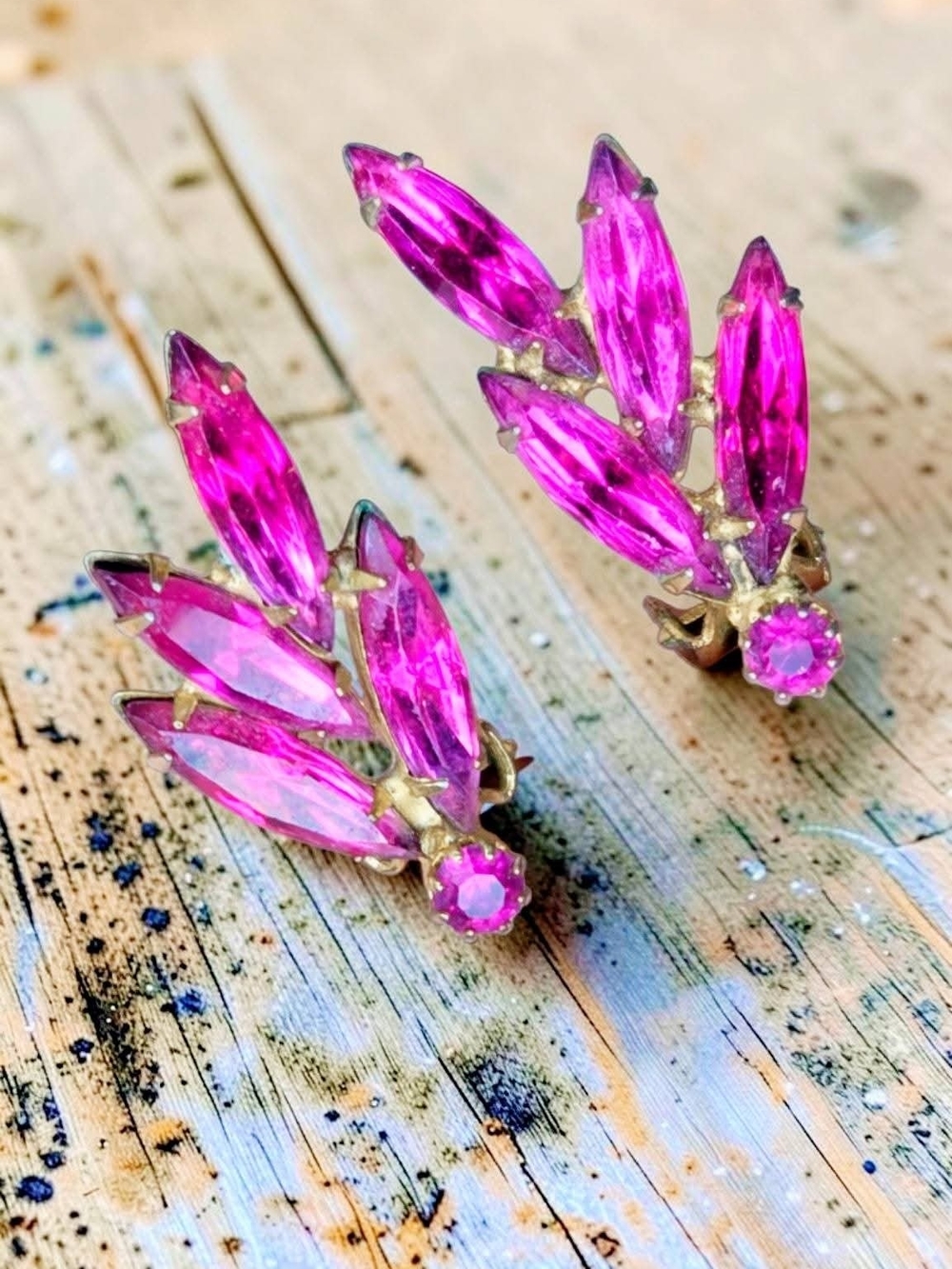 Pretty Pink Rhinestone Vintage Earrings